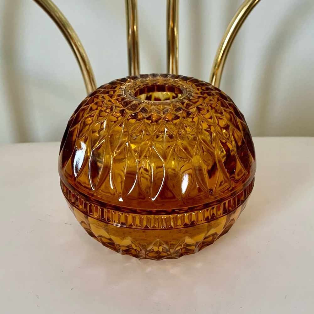 Vintage Indiana glass fairy lamp